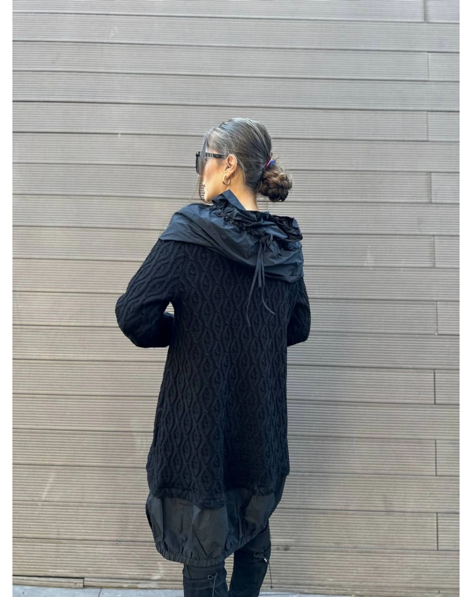 Misswhence 34032 Siyah Paraşüt Kumaş Detaylı Triko Tunik