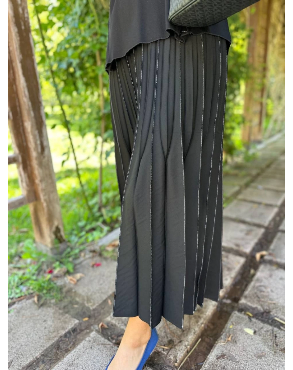 Misswhence 34900 Siyah Pilise Detaylı Etek