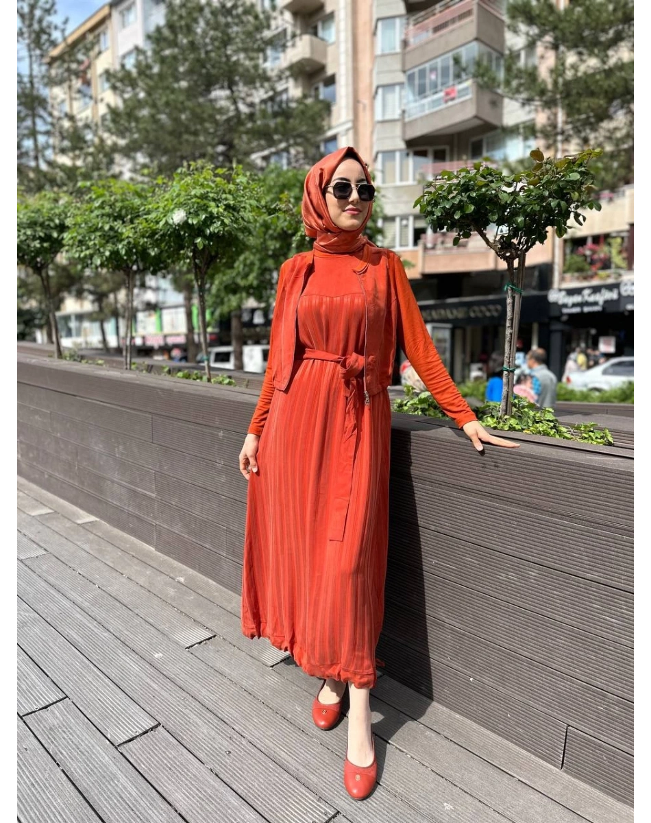 Misswhence 35814 Turuncu İpek Yelekli Elbise
