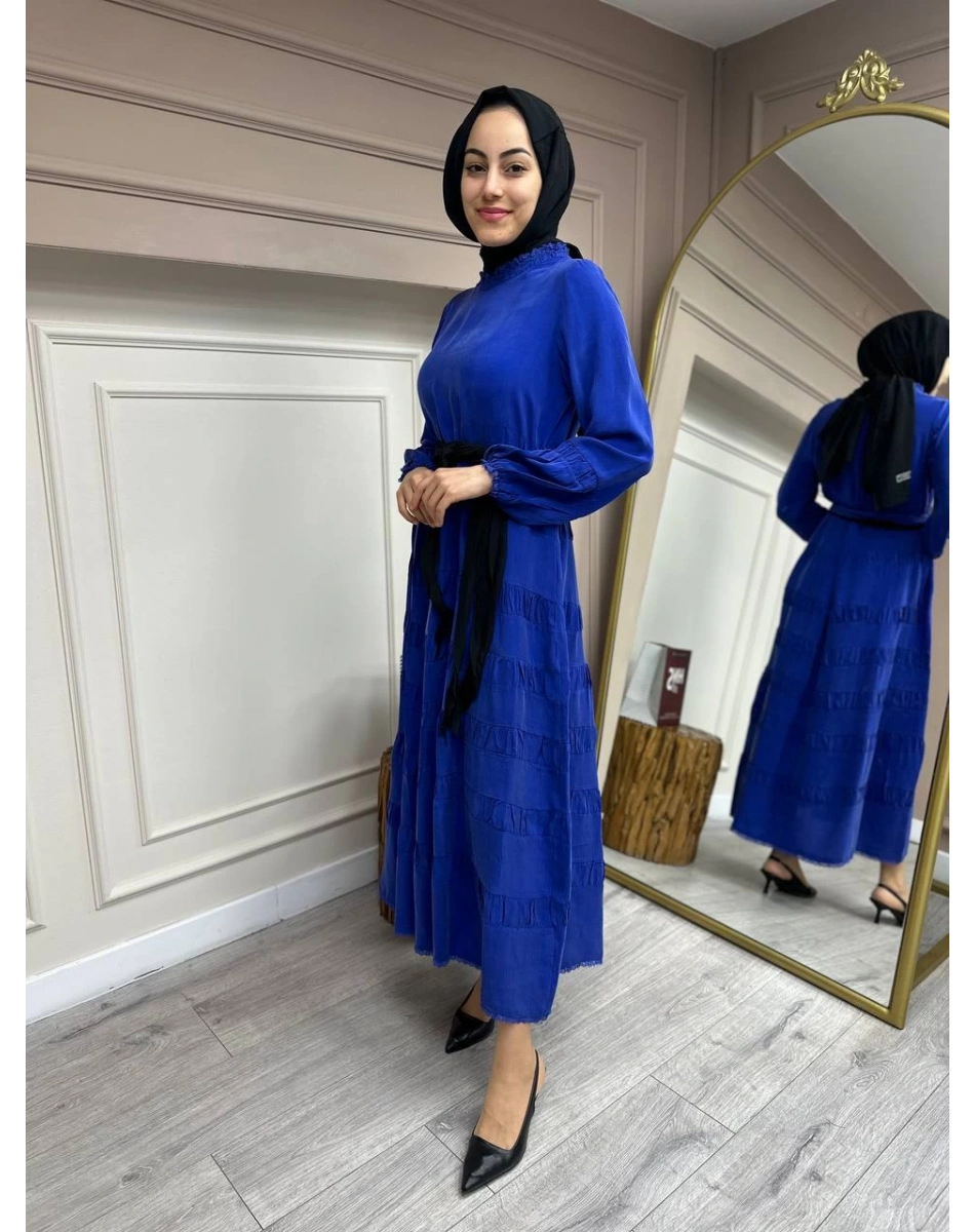 Misswhence 35830 Sax Eteği Detaylı Elbise