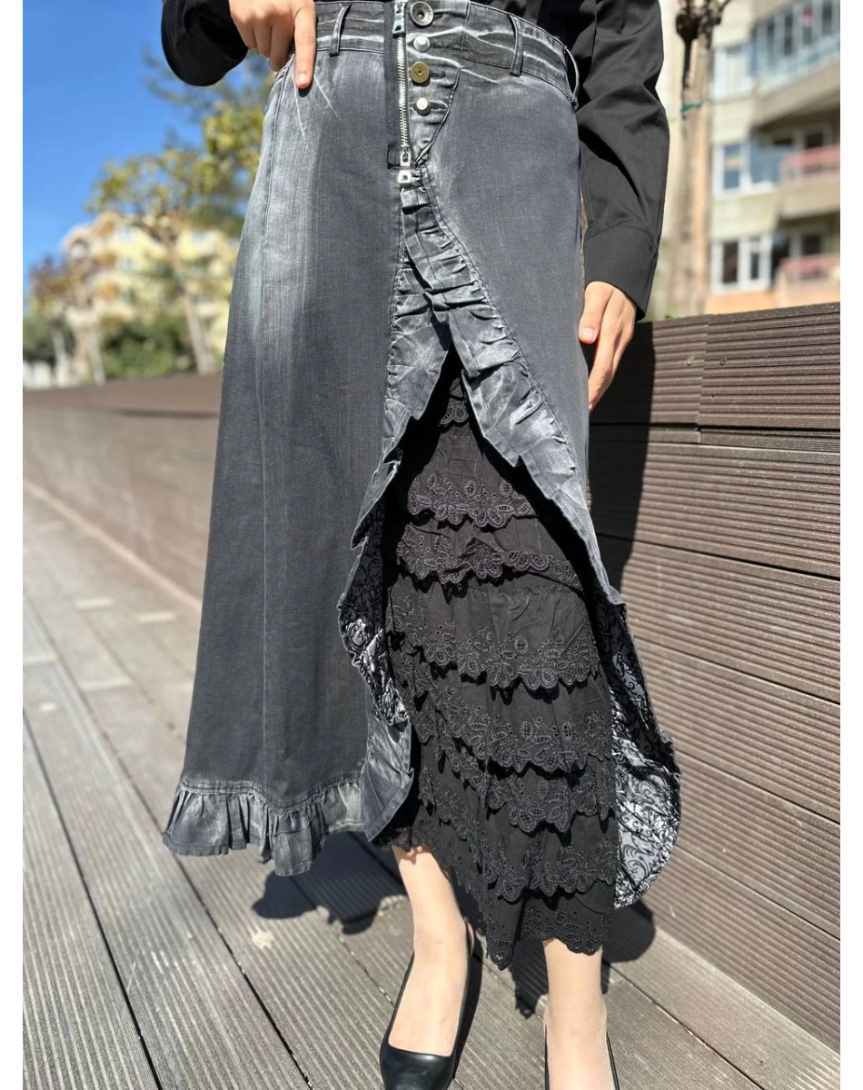 Misswhence 35900 Siyah İçi Güpür Detaylı Kot Etek