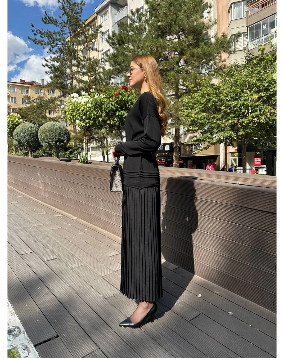 Misswhence 36813 Siyah Pilise Detaylı Triko Elbise