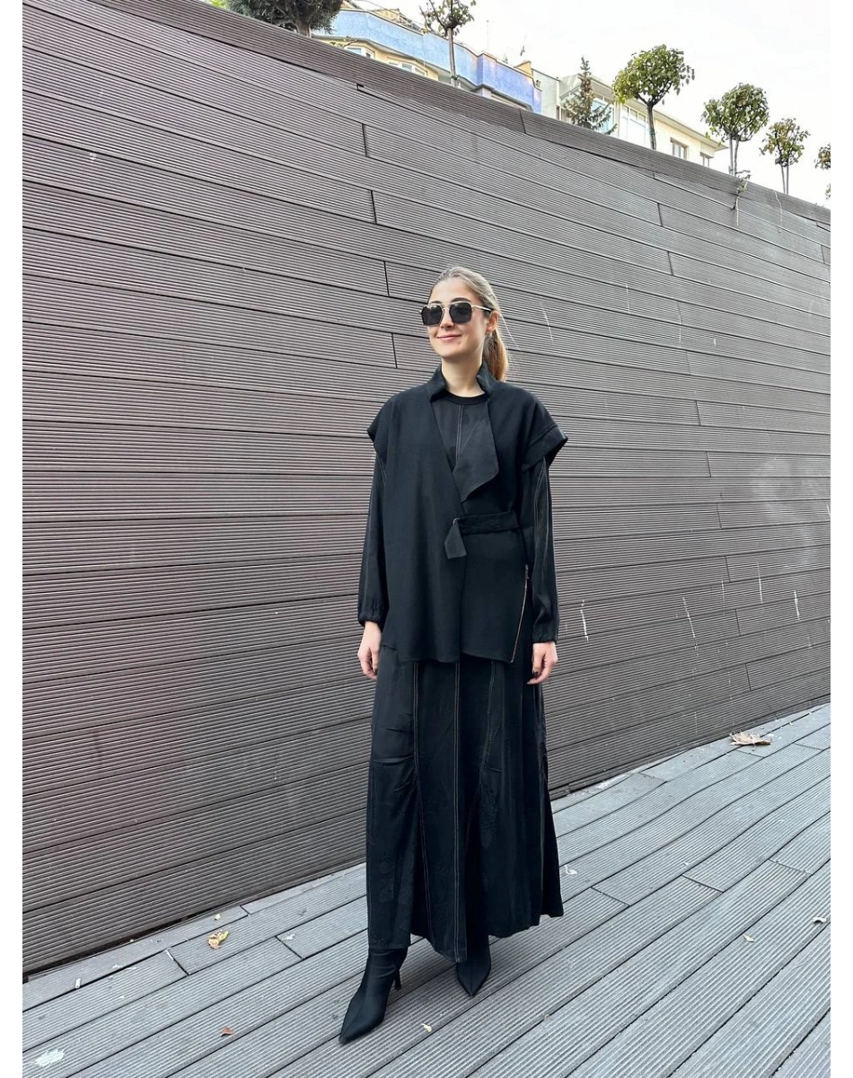 Misswhence 36819 Siyah Keçe Yelekli Cupro Elbise