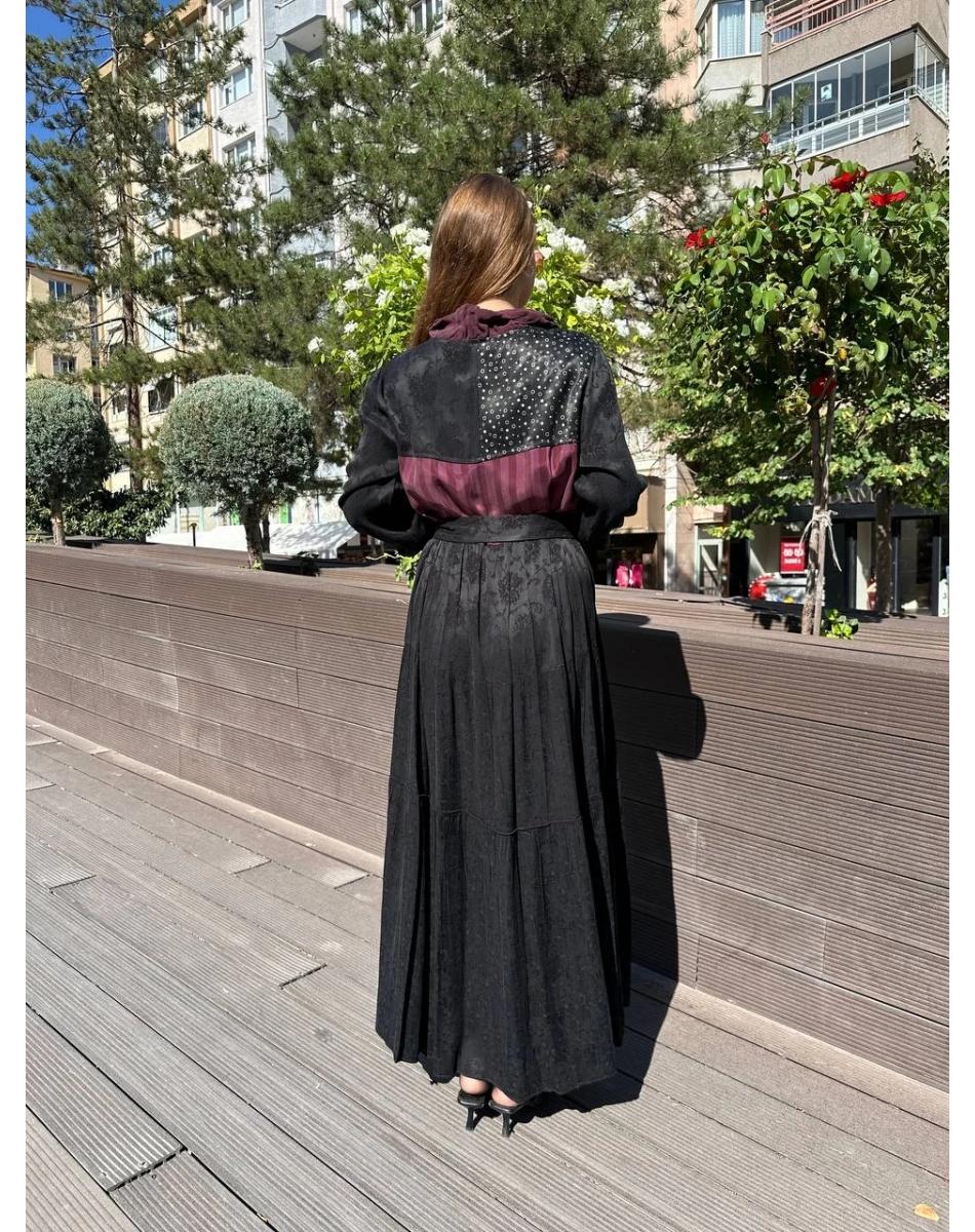 Misswhence 36821 Siyah Yaka Detaylı Elbise