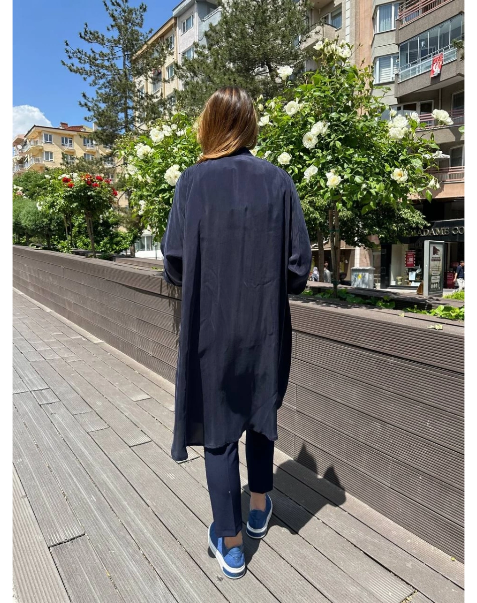 Misswhence 37410 Lacivert İpek Ara Boy Kap