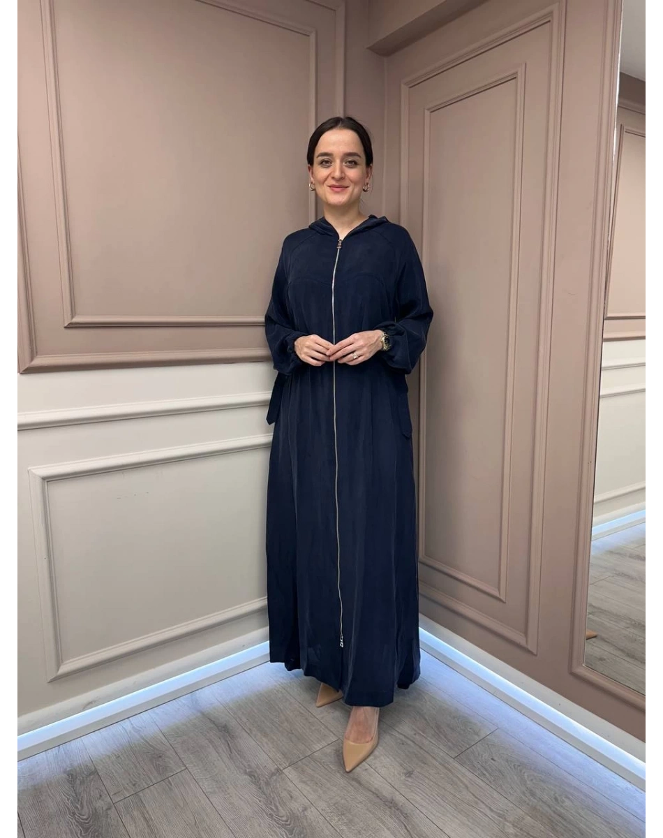 Misswhence 37513 Lacivert İpek Kap