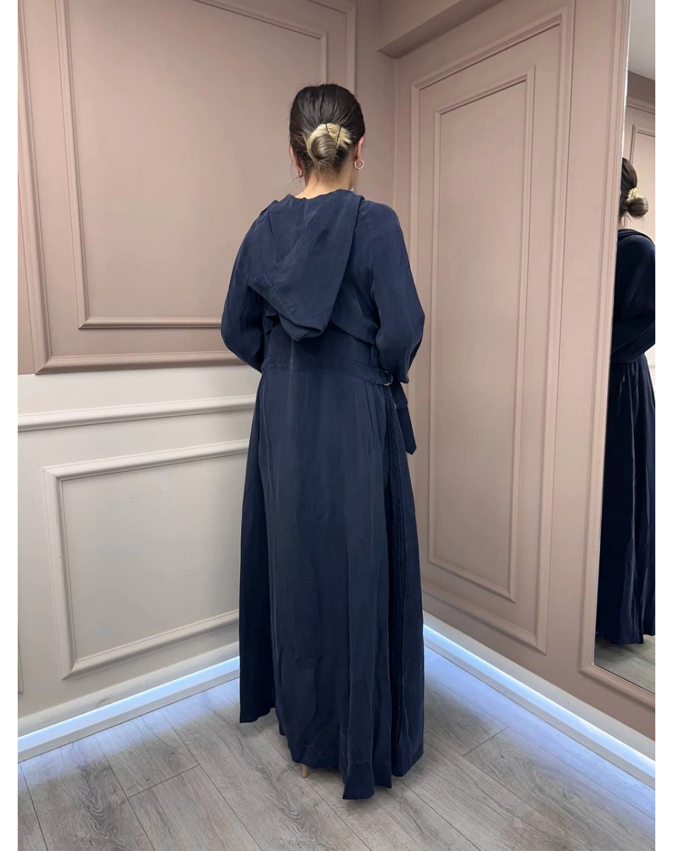 Misswhence 37513 Lacivert İpek Kap