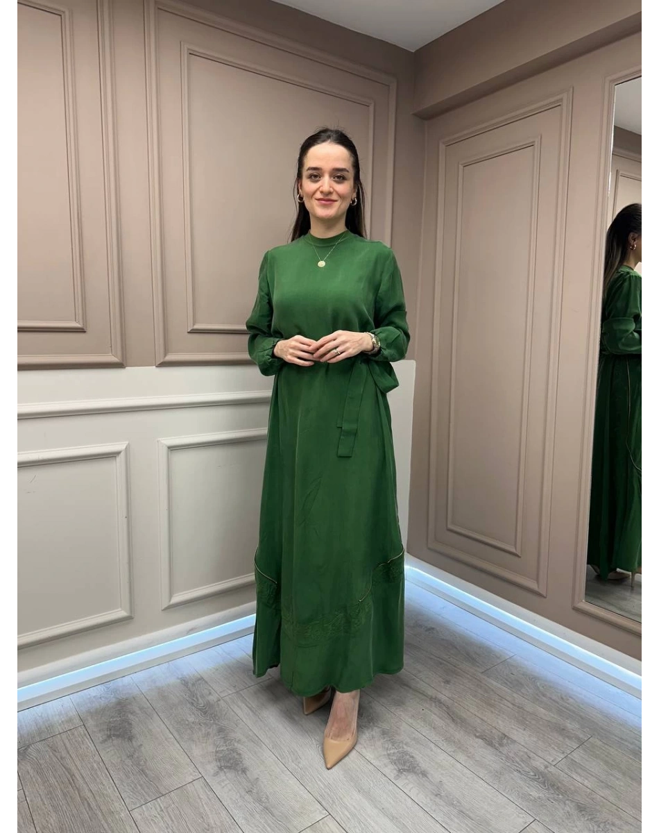 Misswhence 37800 Yeşil Fermuarlı İşlemeli Elbise