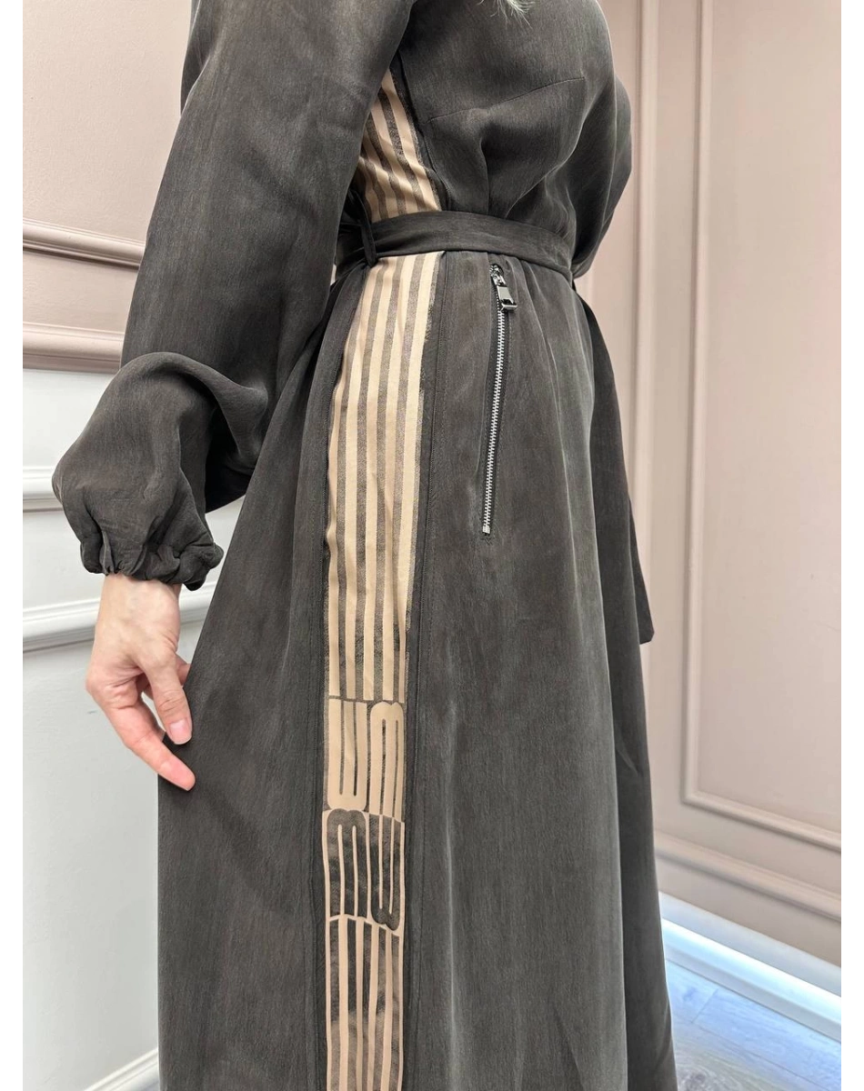 Misswhence 37829 Kahverengi Yanı Detaylı İpek Elbise