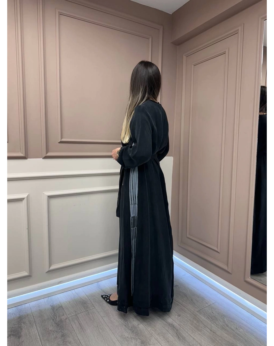 Misswhence 37829 Siyah Yanı Detaylı İpek Elbise