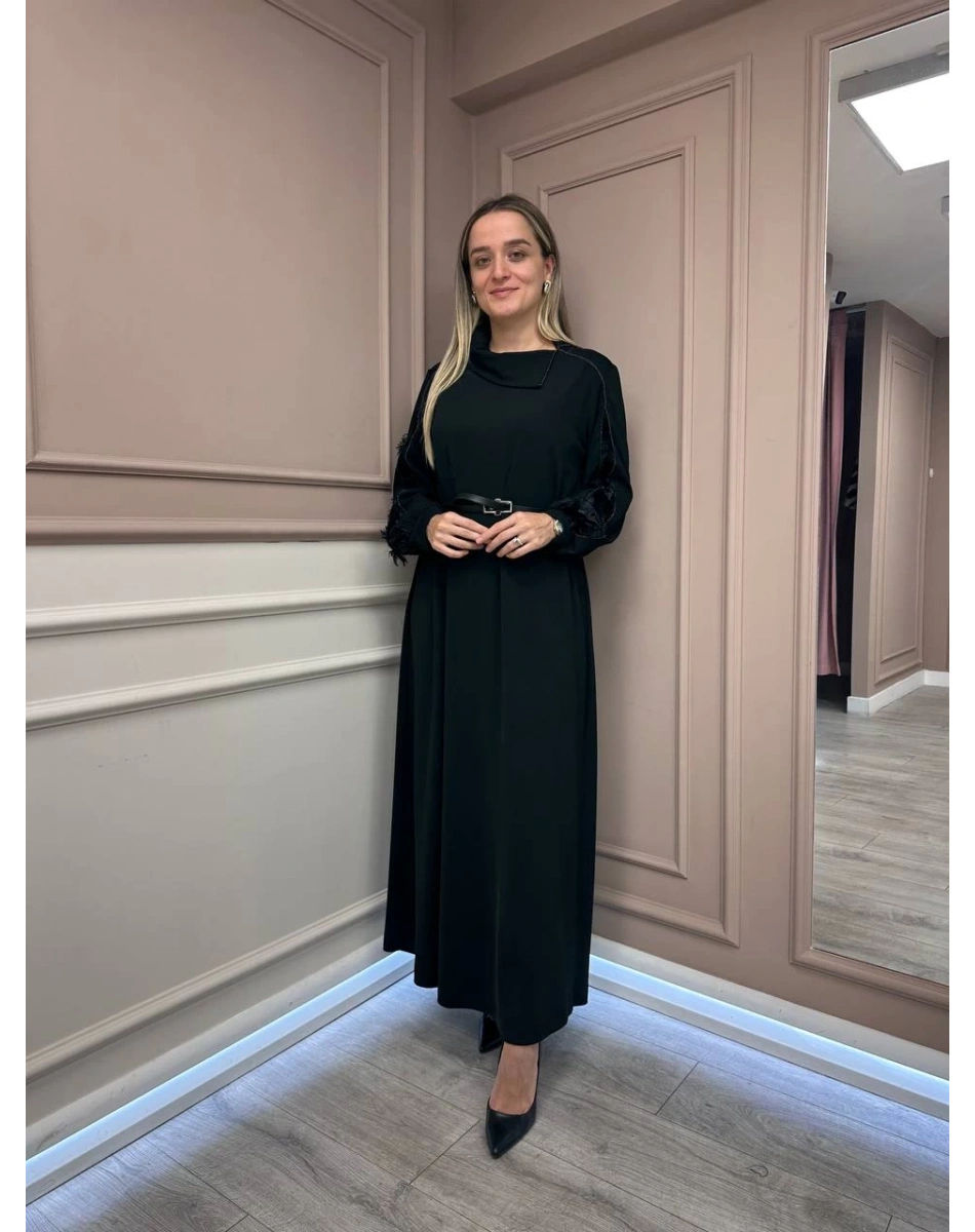 Misswhence 38800 Siyah Kadife Detaylı Elbise