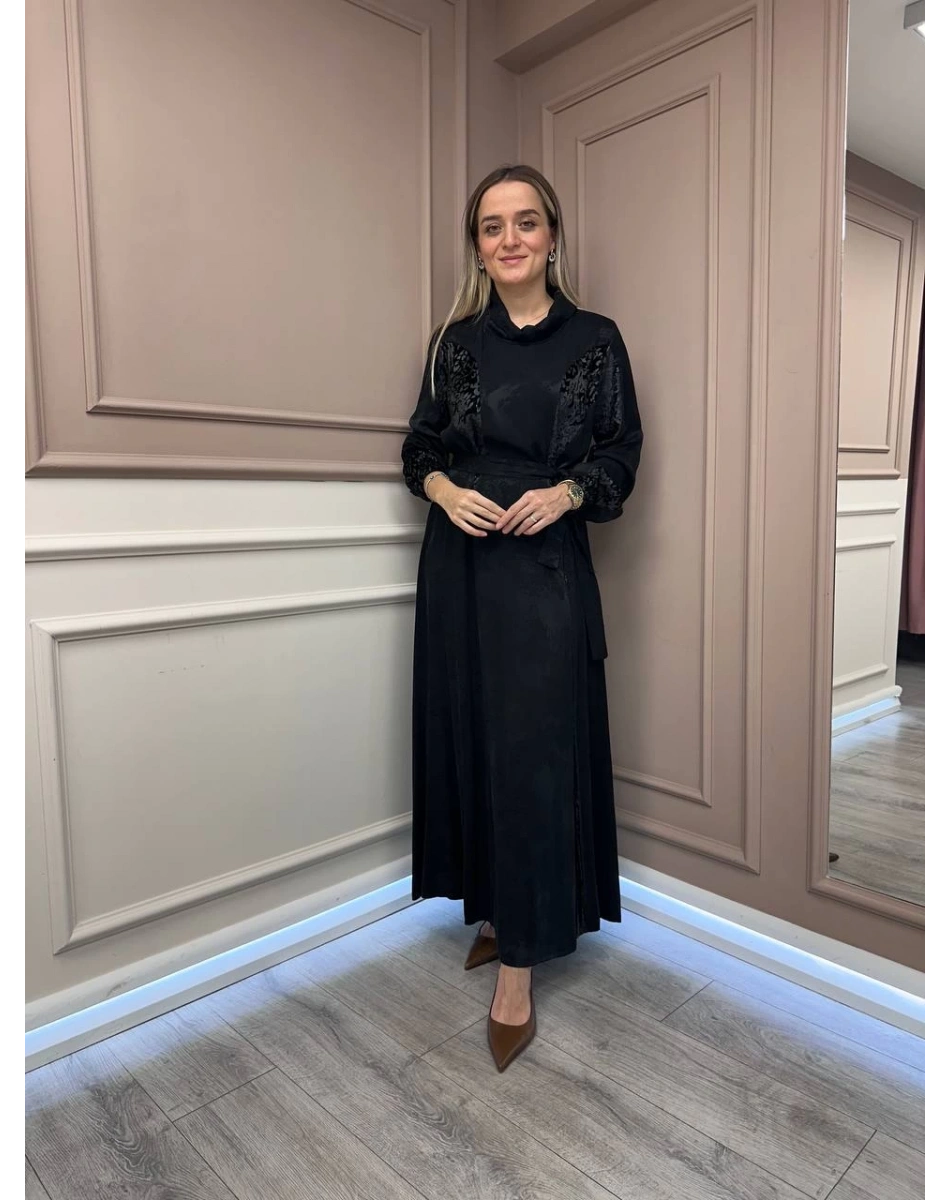 Misswhence 38801 Siyah Jakarlı Cupro Elbise