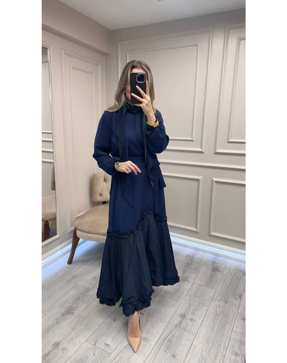 Misswhence 38826 Lacivert Etek Ucu Tafta Detaylı Elbise