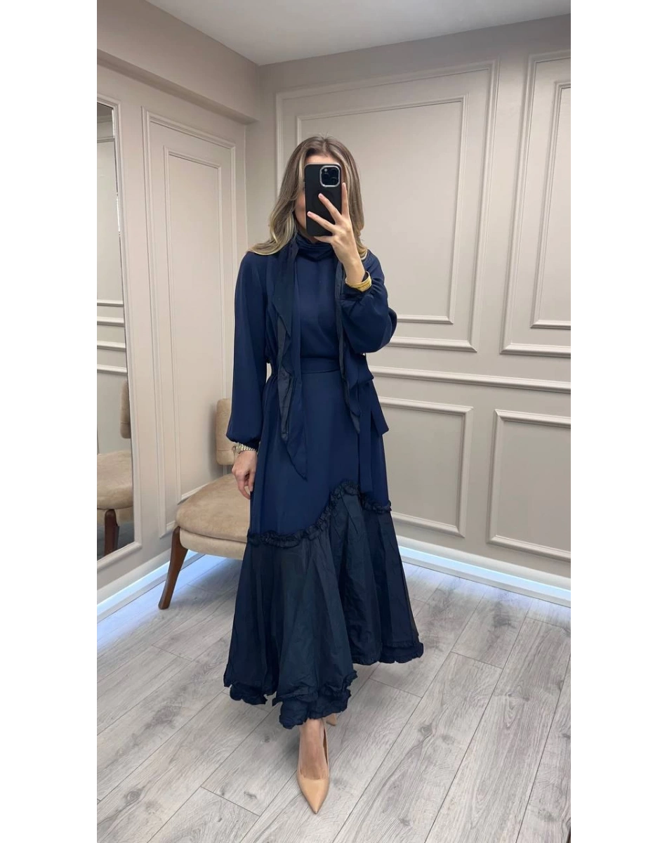 Misswhence 38826 Lacivert Etek Ucu Tafta Detaylı Elbise