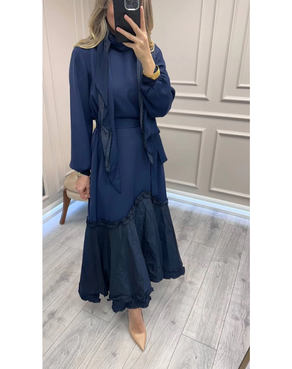 Misswhence 38826 Lacivert Etek Ucu Tafta Detaylı Elbise
