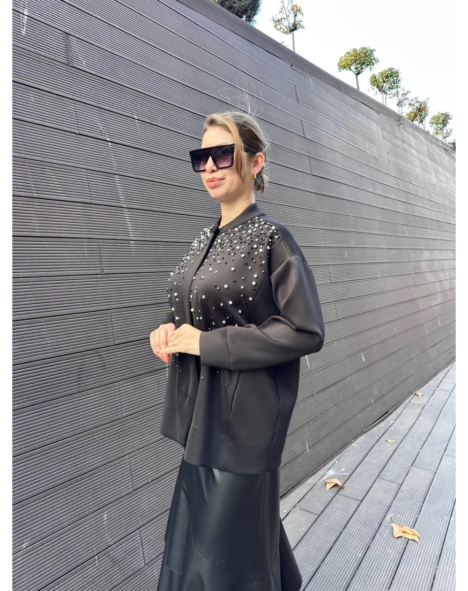 Noi 74330 Siyah Scuba Ön Bedeni Taşlı Fermuarlı Mont