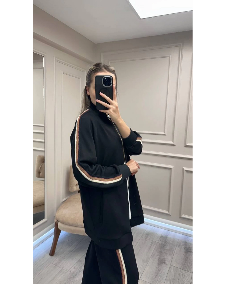 Nuss Triko 26K1039 Siyah Yanları Şerit Detaylı Takım