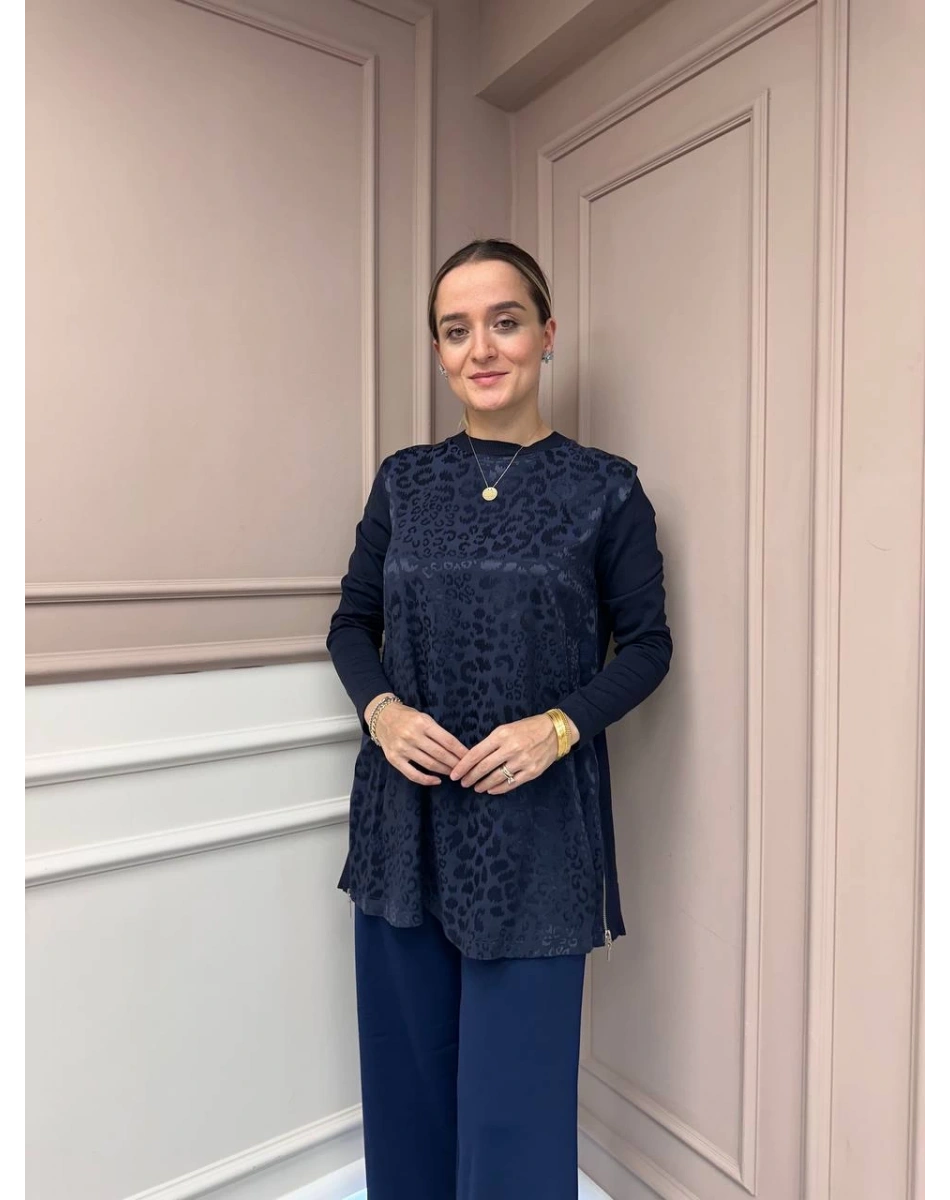 Nuss Triko 26K3002 Lacivert Önü Leopar Desen Arkası Triko Tunik