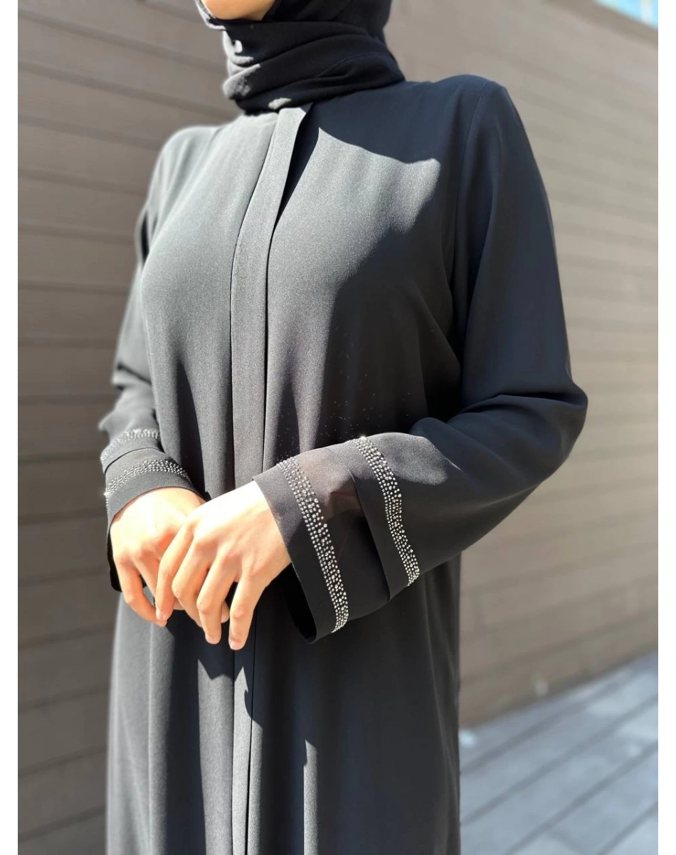 Qeffa Q161 Siyah Arkası Ve Kolu Taşlı Ferace