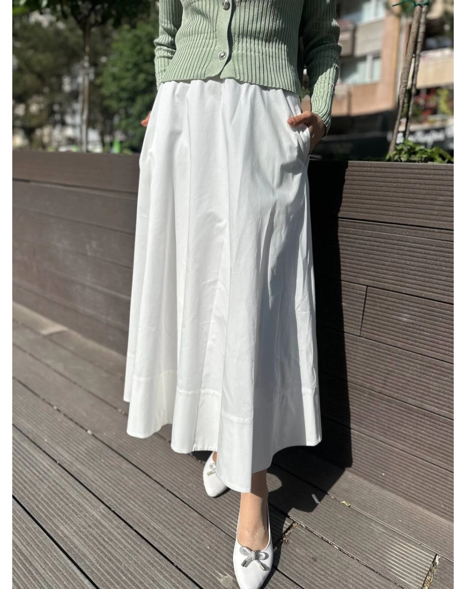 Qooq 24SS502 Beyaz Kloş Etek