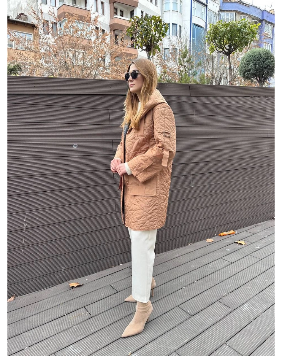 Venöve 25FWMNT0001 Camel Catania Mont