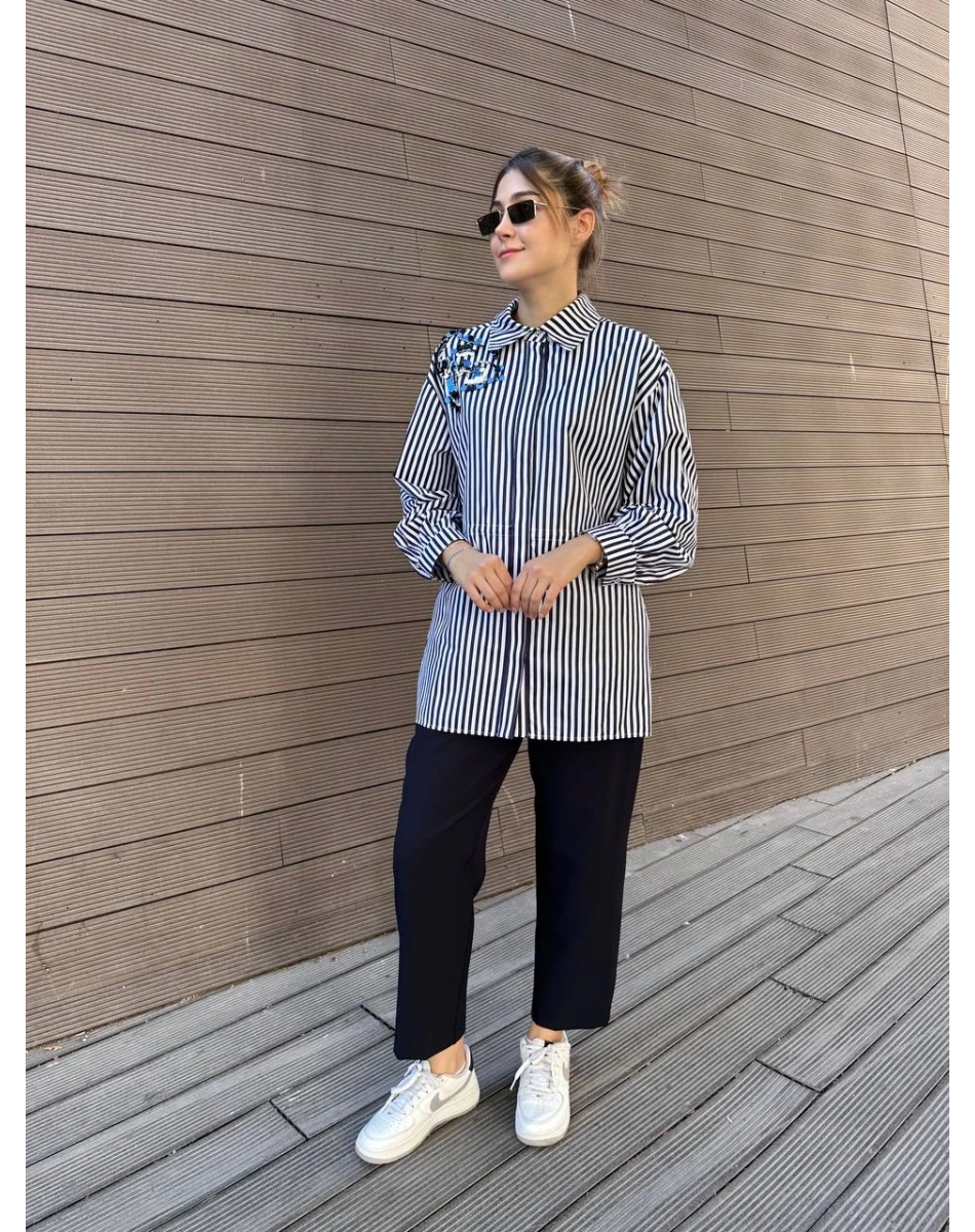 Venöve 26FWGOM0002 Lacivert Çizgili Betty Gömlek