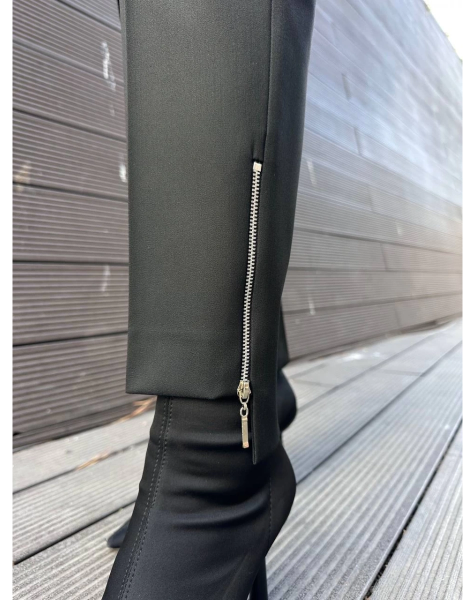 Yusuf Özdemir 25K1101 Siyah Paçası Fermuarlı Pantolon