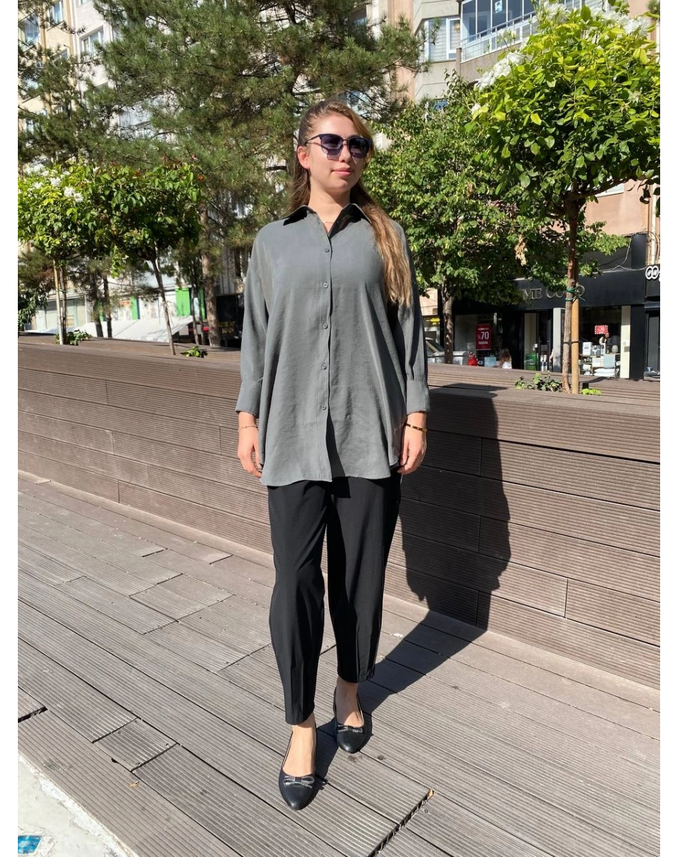 Yusuf Özdemir 25K1452 Siyah Paça Detaylı Pantolon