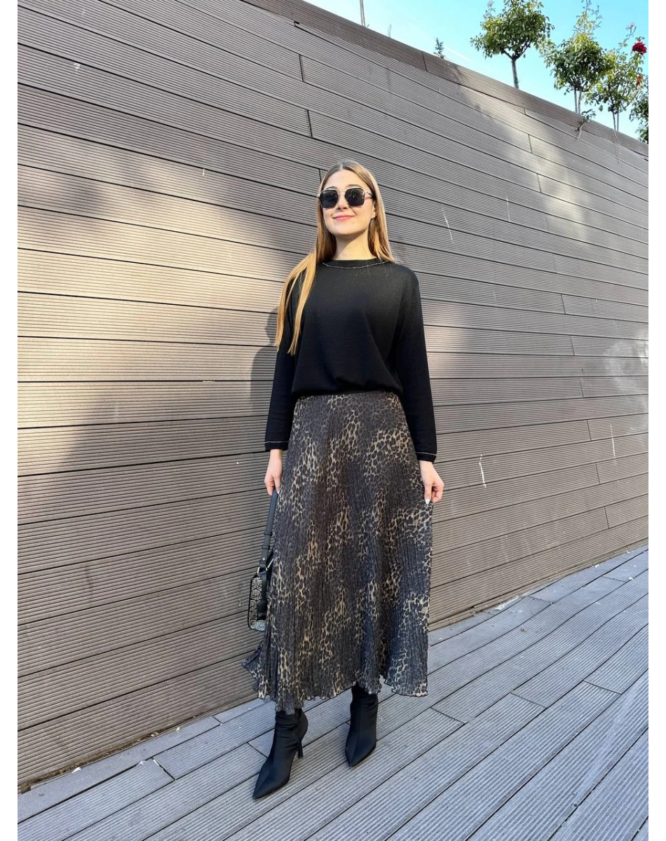 Yusuf Özdemir 25K1504 Siyah Leopar Desenli Etek