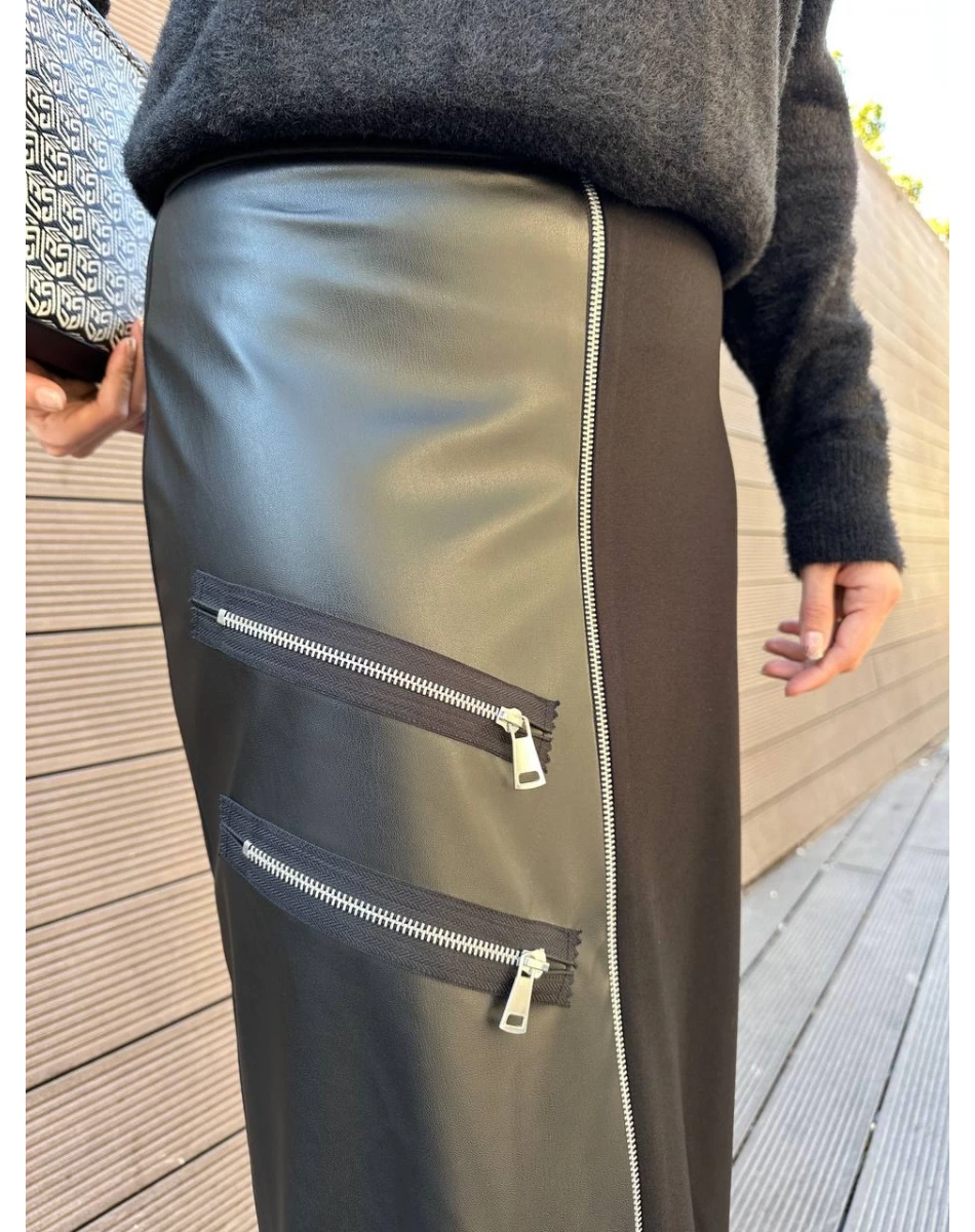 Yusuf Özdemir 25K1526 Siyah Fermuar Detaylı Deri Etek