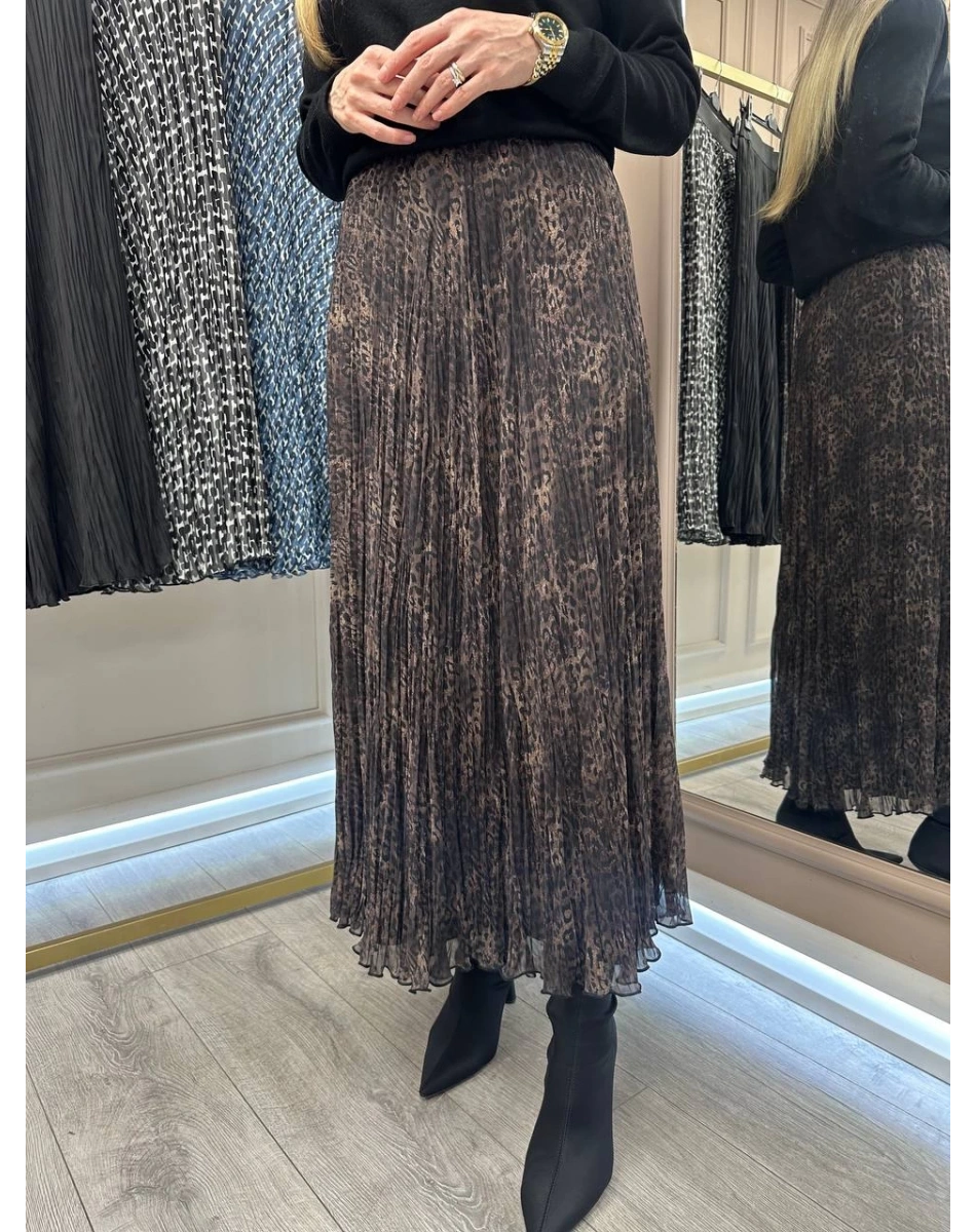 Yusuf Özdemir 25Y1504 Koyu Leopar Etek