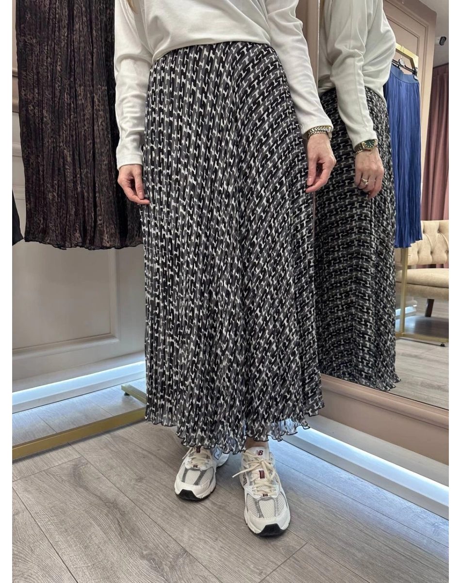 Yusuf Özdemir 25Y1504 Siyah Desenli Etek