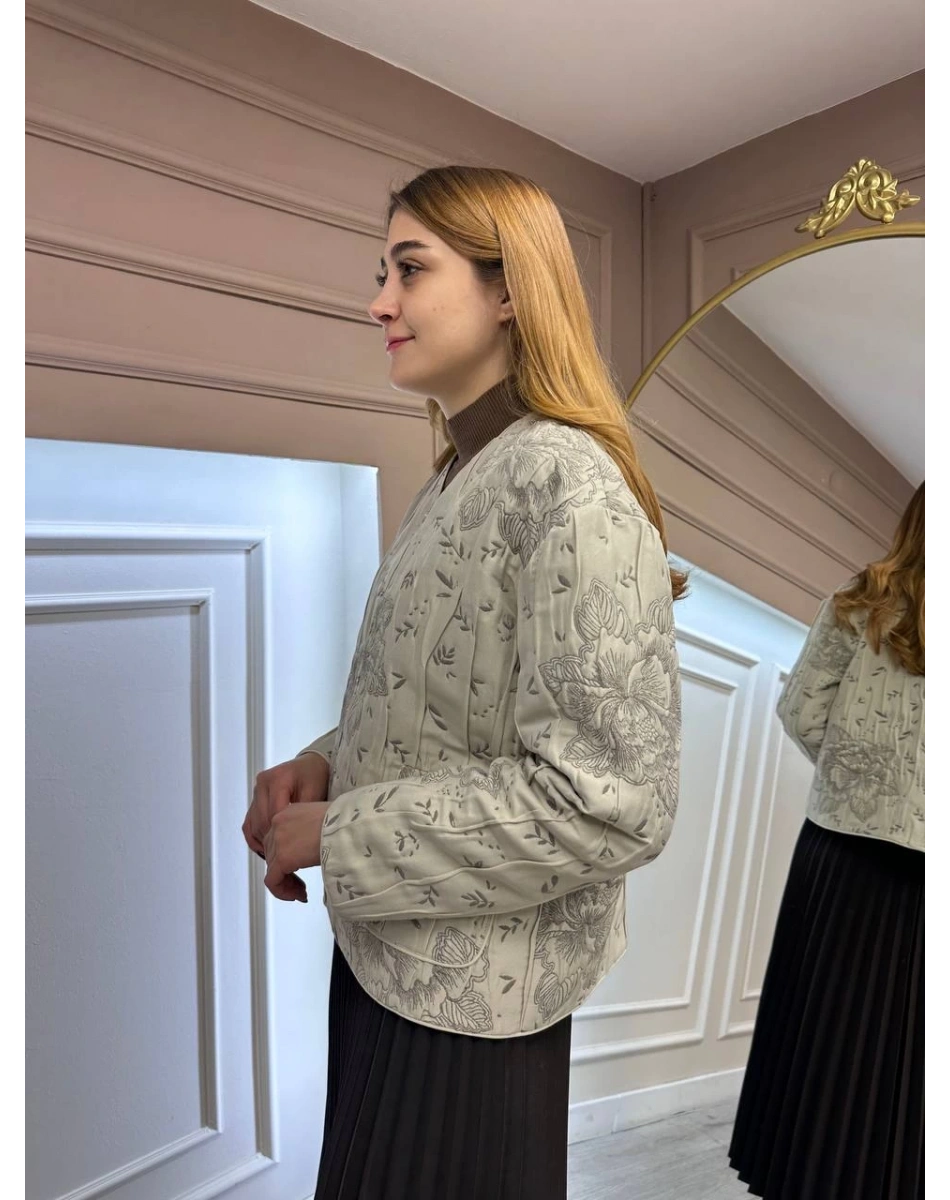 Zeynep Şule 3518001 Vizon Desenli Kapitone Ceket