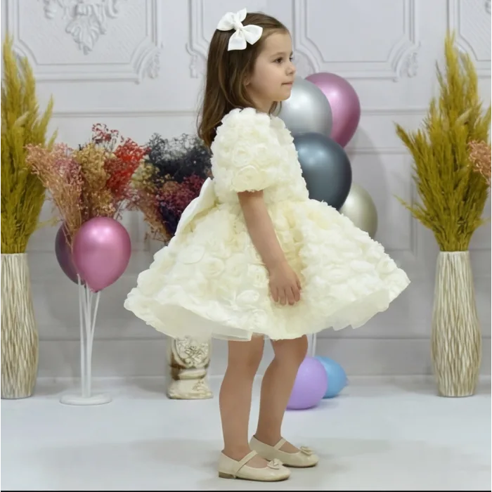 Kız Çocuk Krem Gül 3D Desenli Kısa Balon Üstü şeffaf Kol Kabarık Elbise
