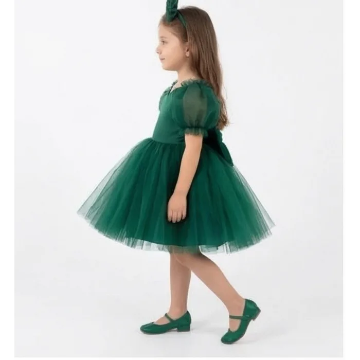 Kız Çocuk Zümrüt Yeşili Kalp Detaylı Kısa Balon Kol Kabarık Elbise