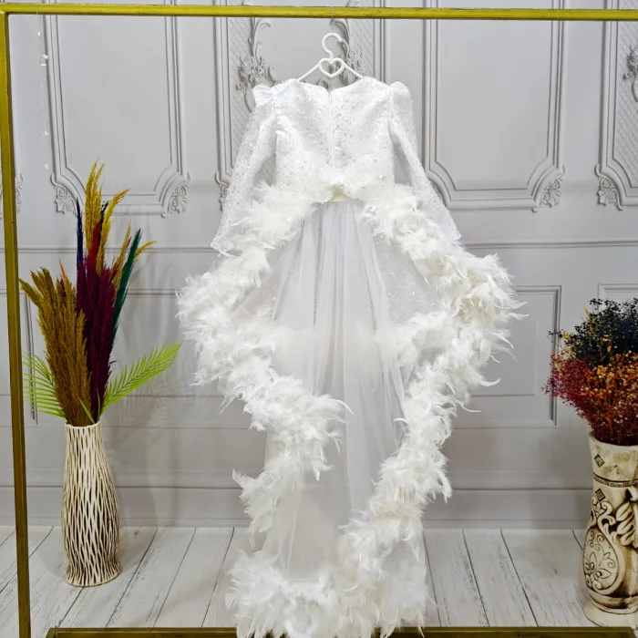 Beyaz Taşlı Boncuklu Kuyruklu Uzun Kol Elbise Abiye Gelinlik