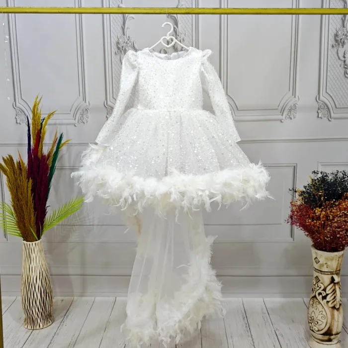 Beyaz Taşlı Boncuklu Kuyruklu Uzun Kol Elbise Abiye Gelinlik