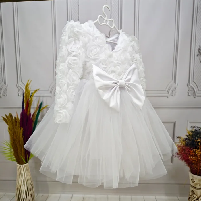 Beyaz Güllü Desenli Kabarık Elbise Gelinlik Abiye