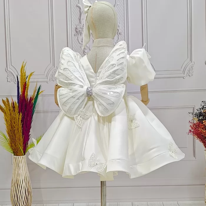 Kız Çocuk Krem Kelebekli 3D Kısa Balon Üstü şeffaf Kol Kabarık Elbise