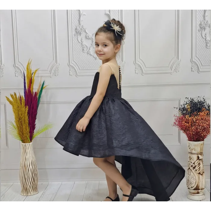 Kız Çocuk Kuyruklu Siyah Saten Parıltılı Kabarık Elbise