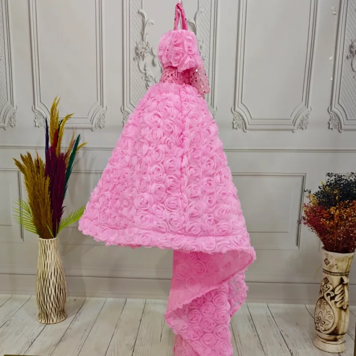 Pembe Gül Desenli Madonna Yaka Askılı Kol Elbise Abiye