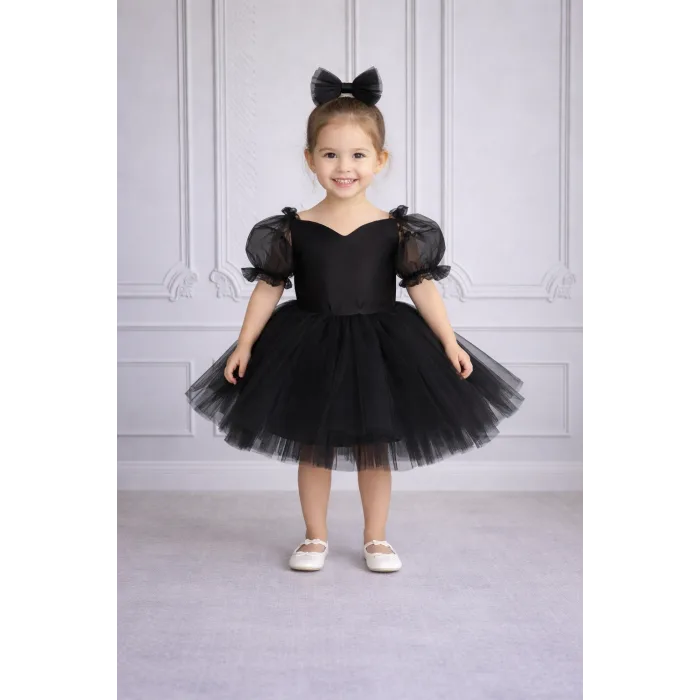 Kız Çocuk Siyah Kalp Detaylı Kısa Balon Kol Kabarık Elbise