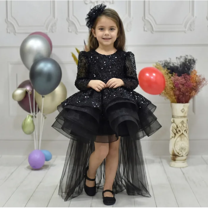 Kız Çocuk Siyah Kuyruklu Uzun Kol Boncuklu Payetli Kabarık Elbise