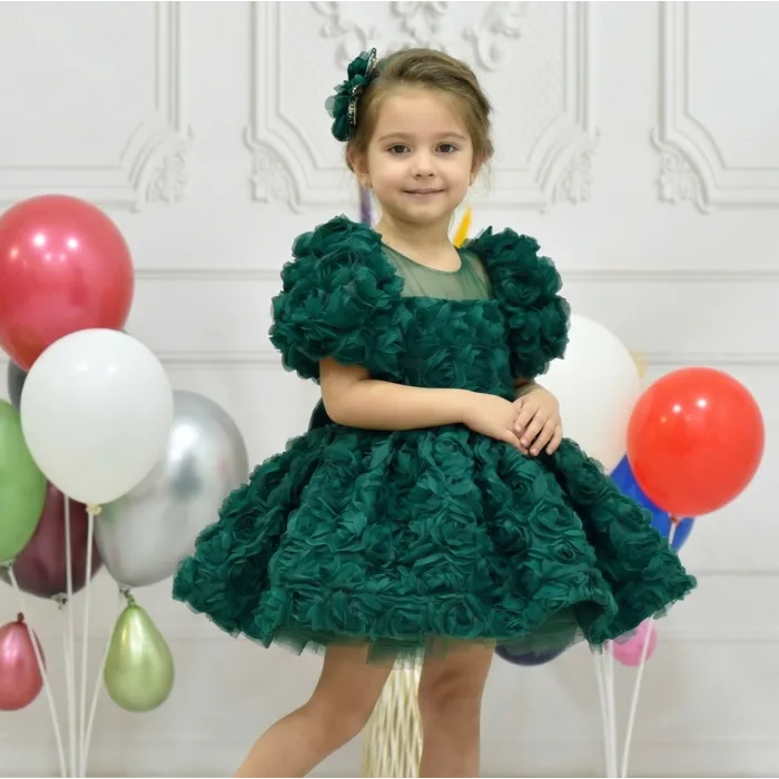 Kız Çocuk Zümrüt Yeşili Kısa Kol Gül Detaylı Kabarık Elbise Abiye Gelinlik
