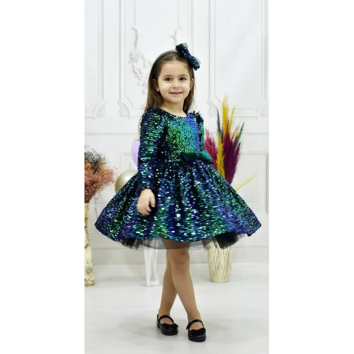 Kız Çocuk Zümrüt Yeşili Hologram Omuz Tül Detaylı Uzun Kol Elbise