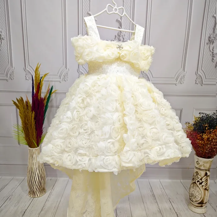 Krem Kuyruklu Madonna Yaka Elbise Abiye Elbise Gelinlik