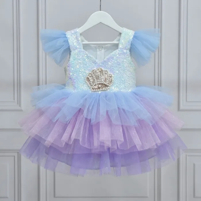 Lila Deniz Konsepti Tütülü Deniz Kabuğu Figür İşlemeli Çift Omuz Kabarık Gelinlik Elbise