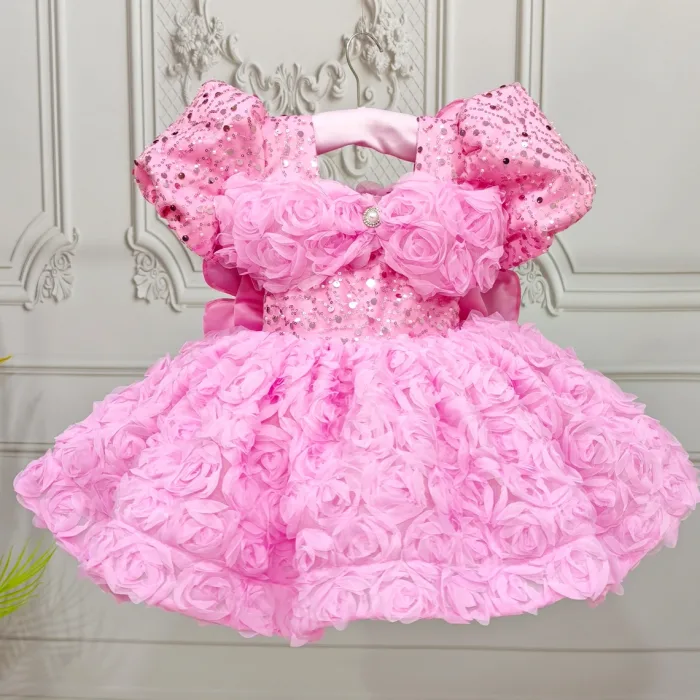 Pembe Güllü Kelebekli Kanat Askılı Madonna Kıs Kol Elbise Abiye Gelinlik