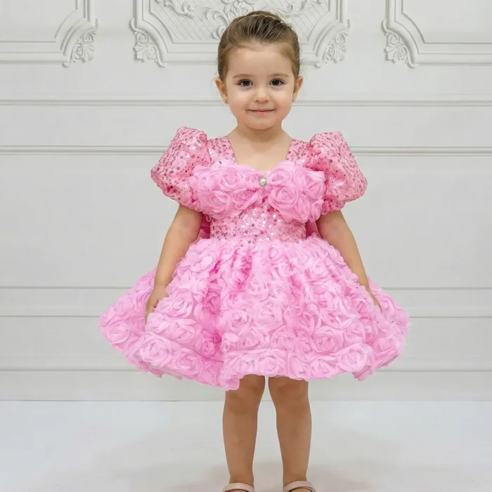 Pembe Güllü Kelebekli Kanat Askılı Madonna Kıs Kol Elbise Abiye Gelinlik