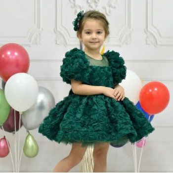 Kız Çocuk Zümrüt Yeşili Kısa Kol Gül Detaylı Kabarık Elbise Abiye Gelinlik